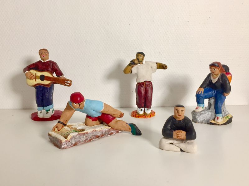 File:Santons-famille.jpg